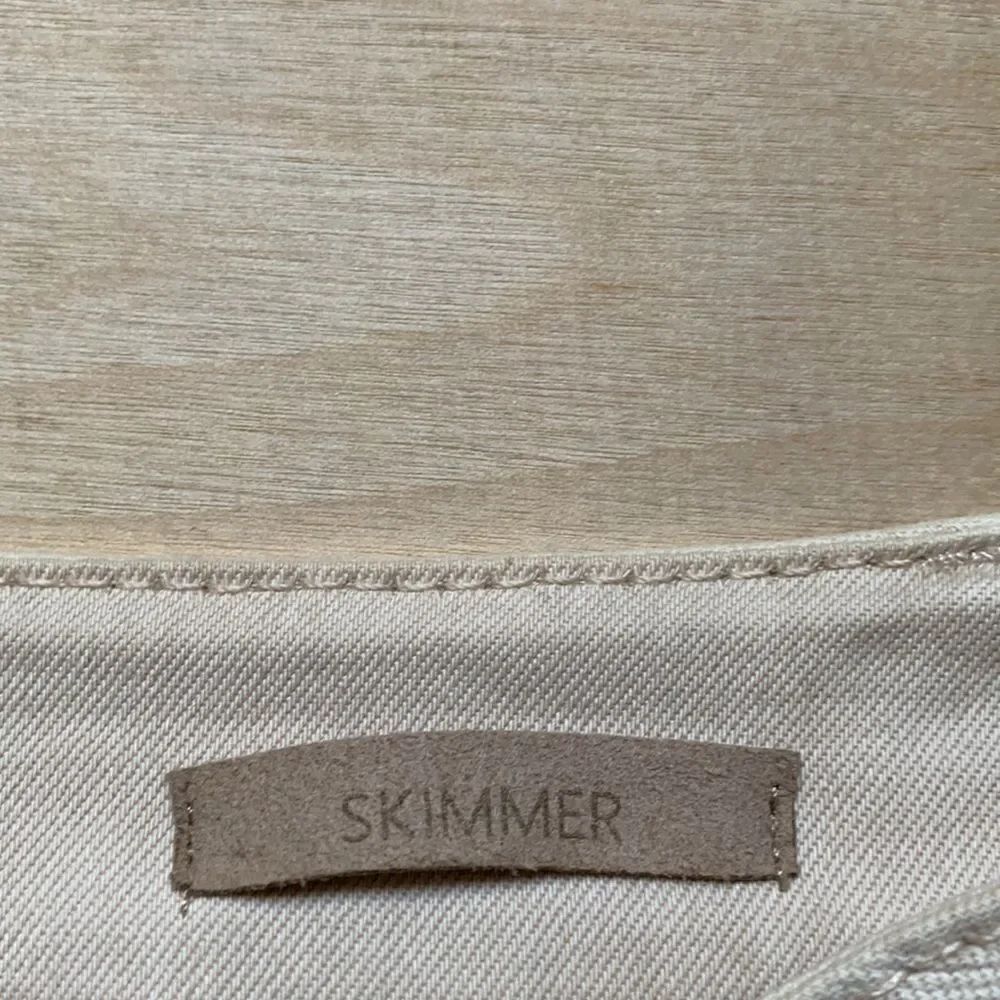 Max Tan Jeans  - Picture 5 of 8